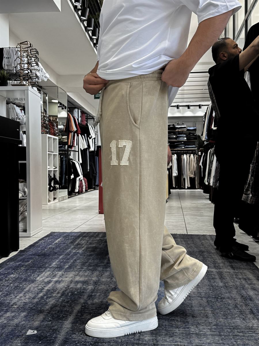 Urban Vintage Straight-Leg Sweatpants
