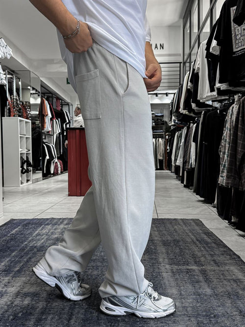 Baggy Straight-Leg Trouser